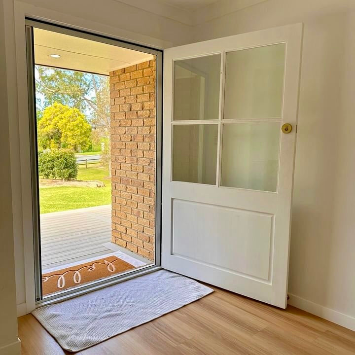 Are Retractable Fly Screens Any Good?